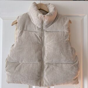 Amazon cropped corduroy vest, size  M
